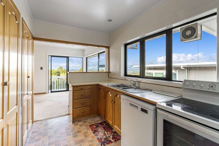 11 Lydia Avenue Northcote_6