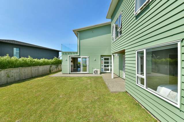 12 Seaview Crescent Hatfields Beach_3