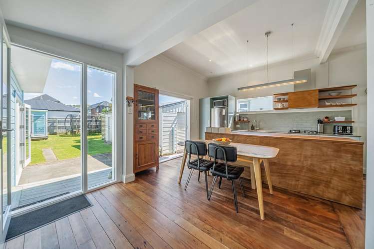 11 Plunket Avenue Petone_7