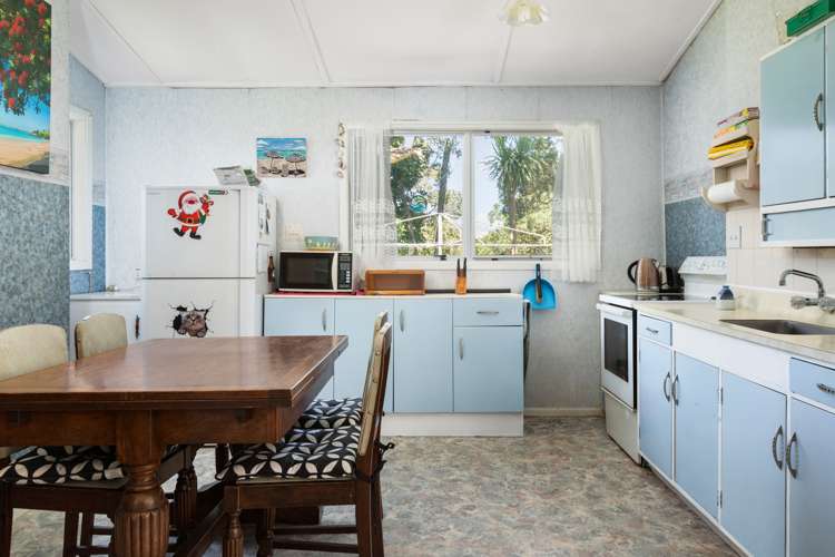 1 Pacific Road Waihi Beach_11