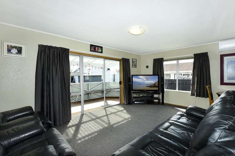 5 Jellicoe Avenue Stoke_6