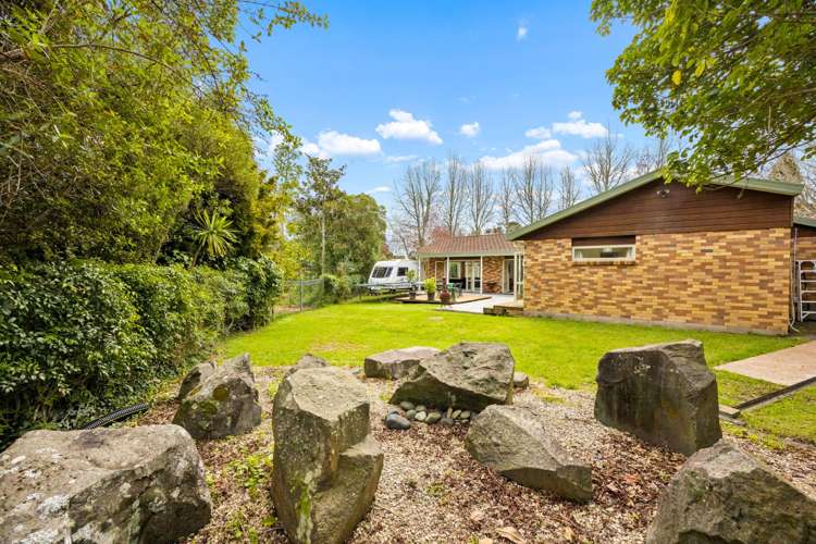 12 Woodfern Crescent Titirangi_17