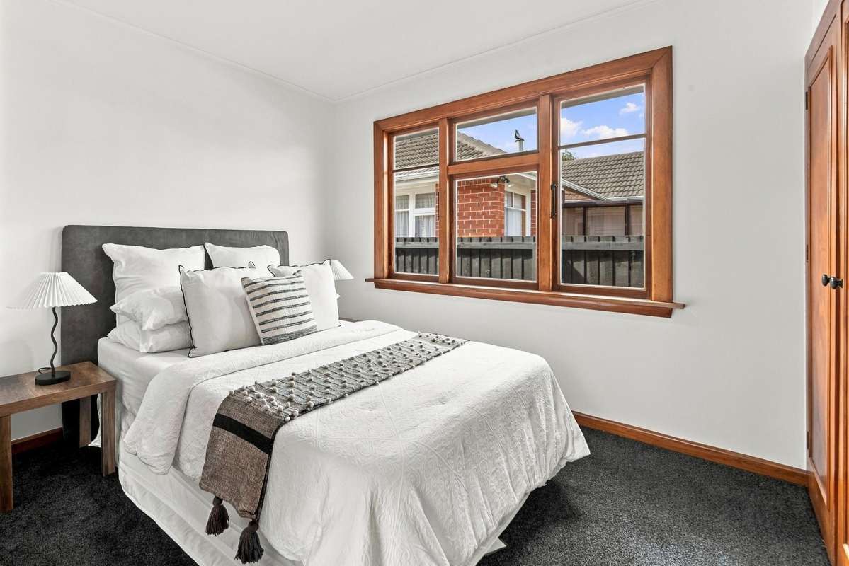 26 Bampton Street_5