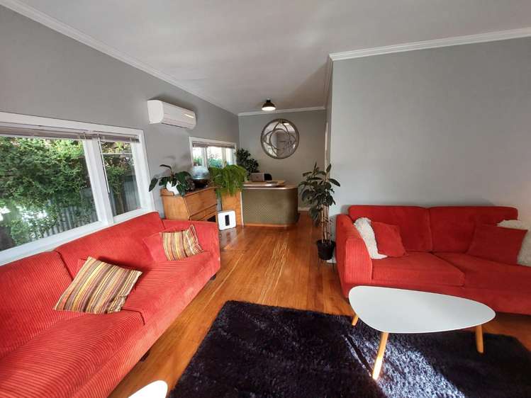 334 West Coast Road Glen Eden_5