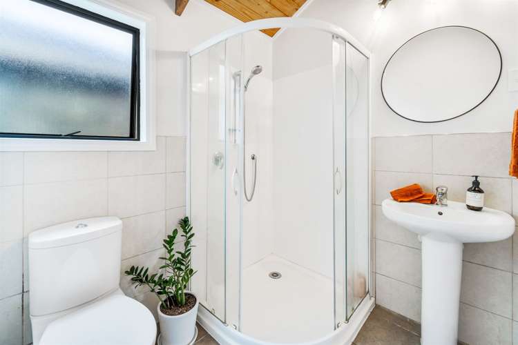 19 Matai Road Stanmore Bay_17