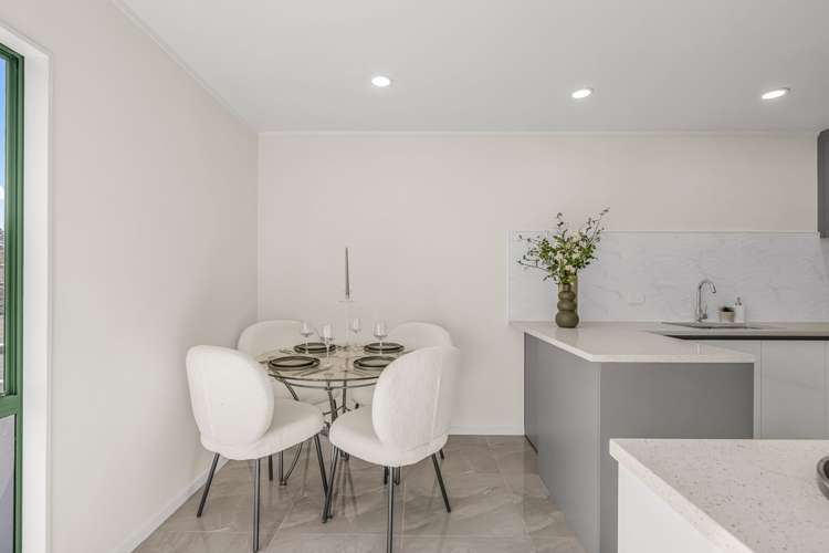 1/54 Dornwell Road Three Kings_8