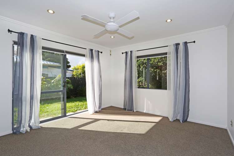 23 Edgewater Parade Waiuku_7