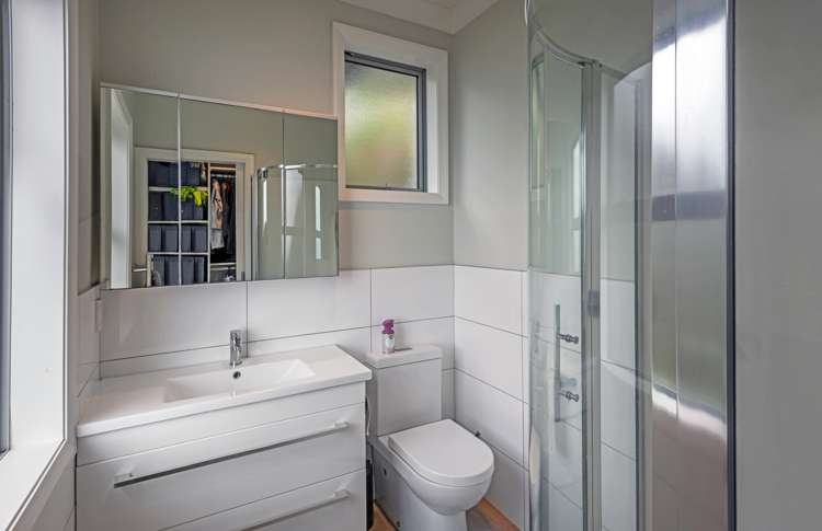 118a Nicholson Road Khandallah_8