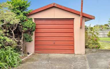 59 Tiroroa Ave_4