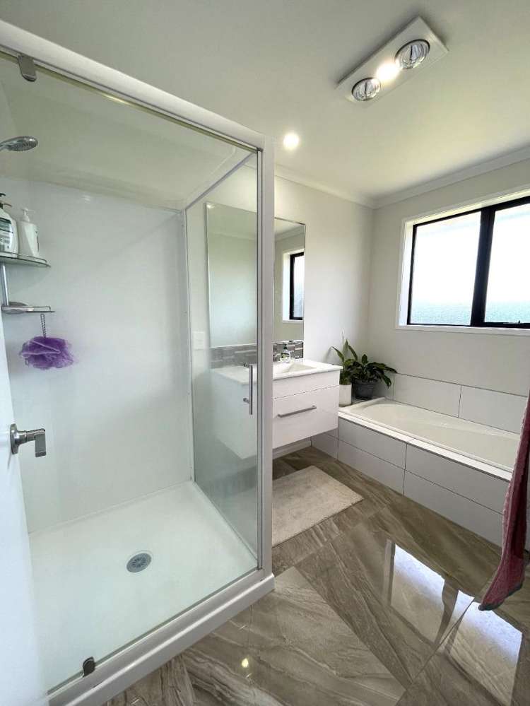 26 Honeyfield Drive 10861_15