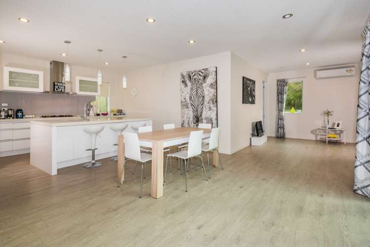 23 Fennell Crescent Silverdale_4