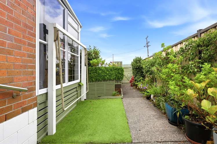 1377A Dominion Road Extension Mount Roskill_21