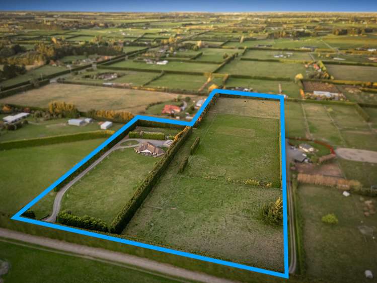 1/371 Newtons Road_0