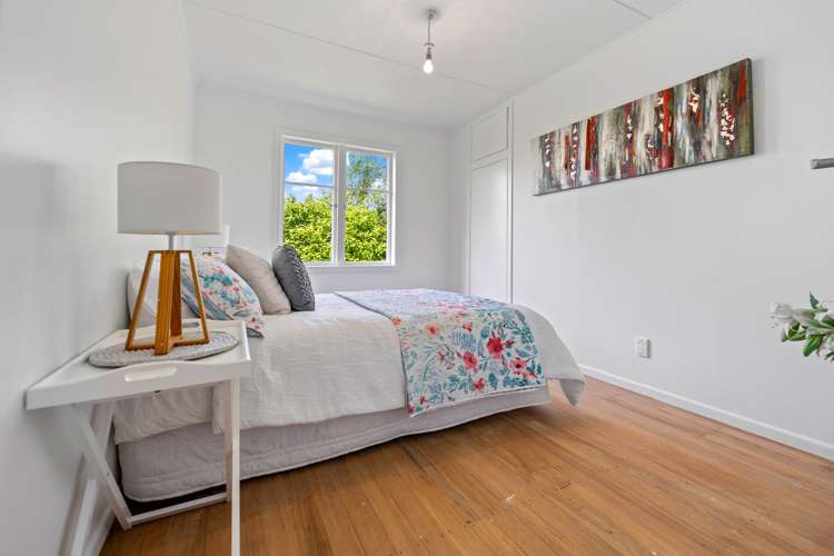 16 Eureka Road Eureka_13