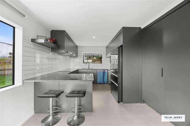 28 Fairchild Avenue Goodwood Heights_1