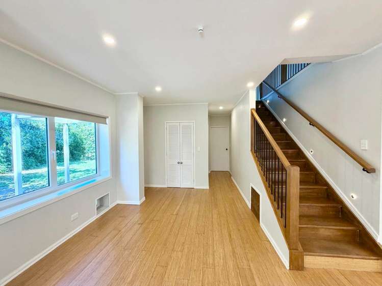 19 Wyoming Avenue Murrays Bay_7