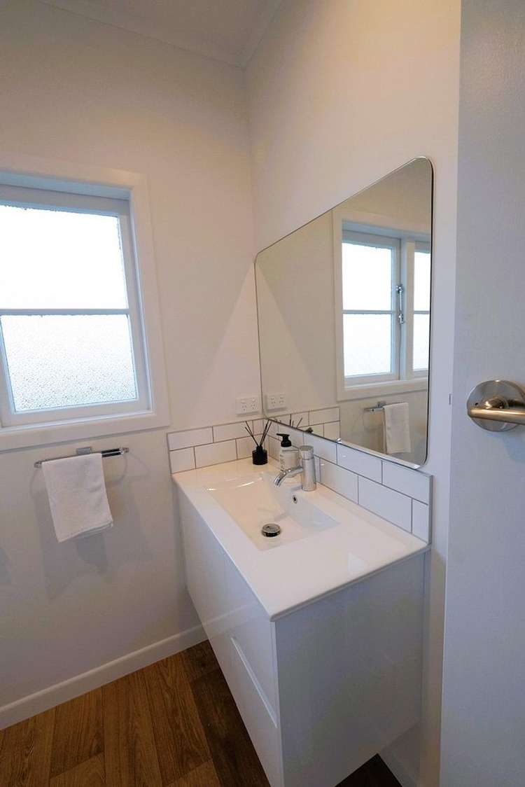 248 Fox Street Hamilton East_9