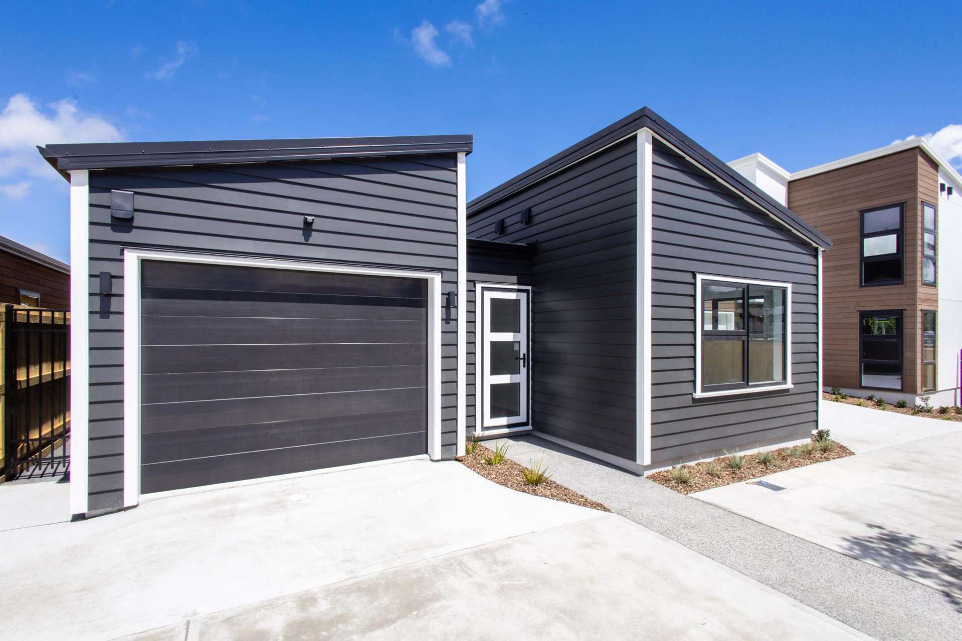 74 Seddon Street Waikanae_0