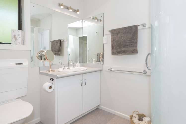 22 Island Road Whataupoko_9