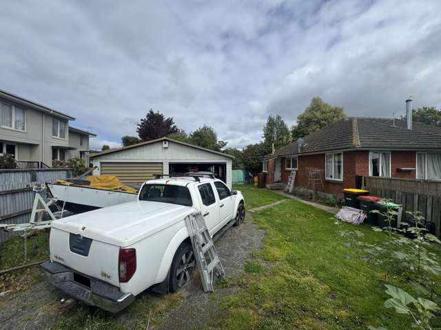 127 Gayhurst Road Dallington_2