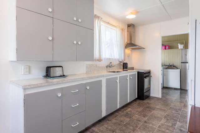 10 Collett Street Dannevirke_4