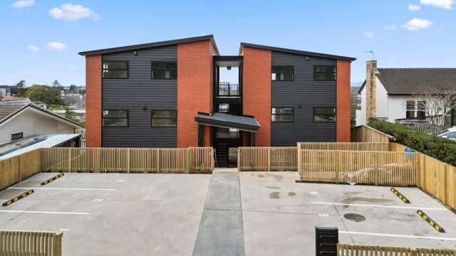 3/12 Ruakiwi Road Hamilton Lake_1