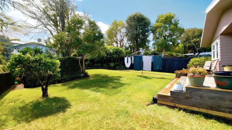 21 Rosecamp Road Beach Haven_18