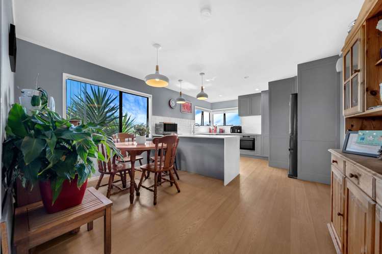 30 Oaktree Avenue Browns Bay_8