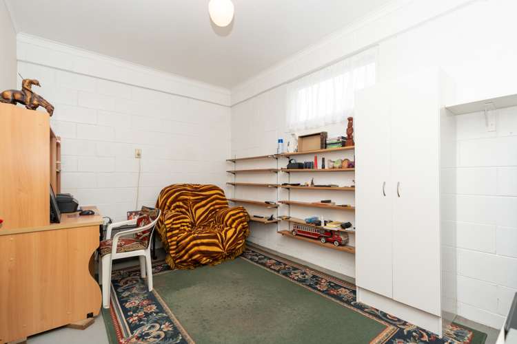 337 Cobham Drive Hillcrest_17