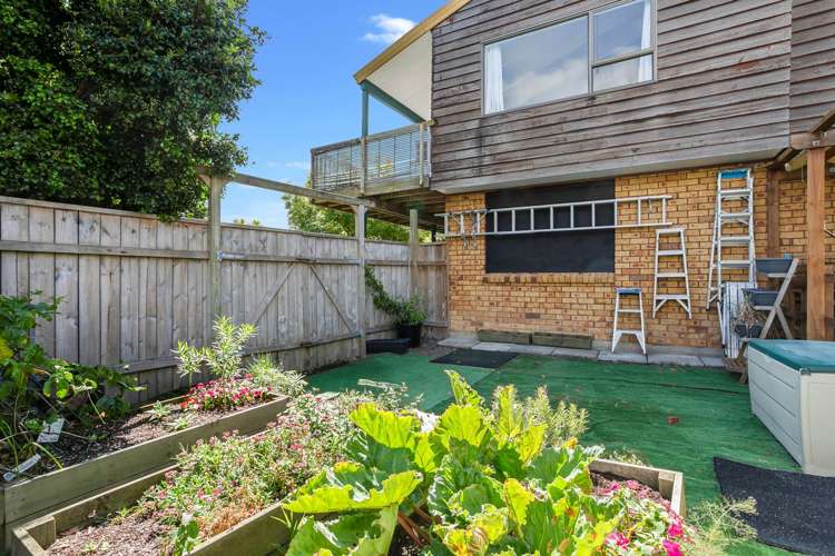 1/1 Sharon Road Waiake_14