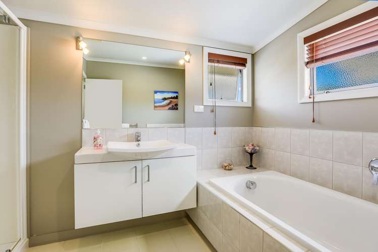 13 Crawford Drive Thames_19