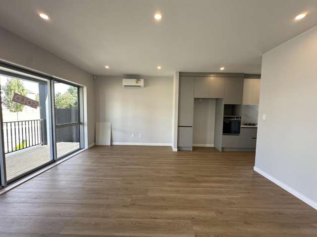 25 Yellow Pear Lane 1694_3