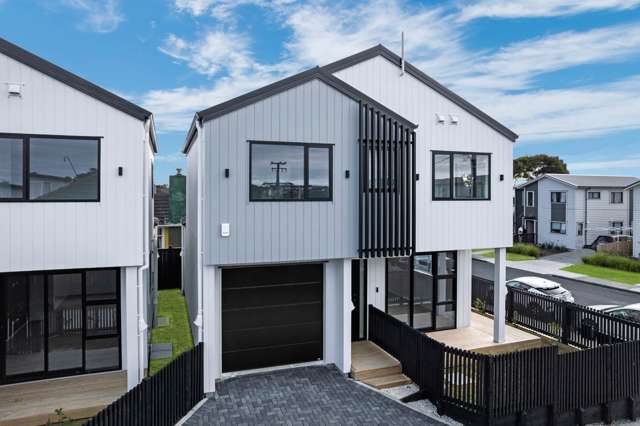 Brand New Modern Family Home in Manurewa