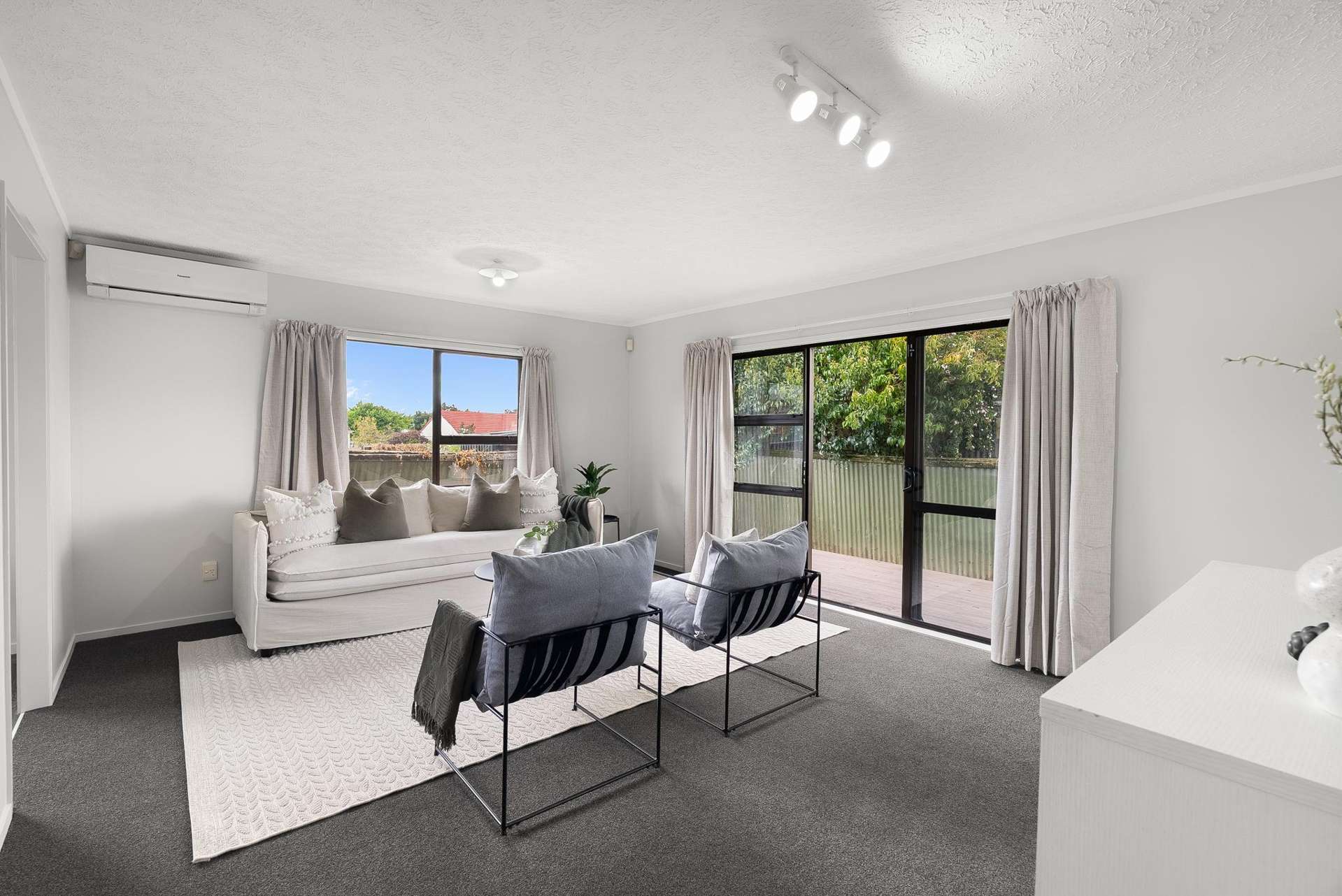 2/33 Vine Street Mangere East_0