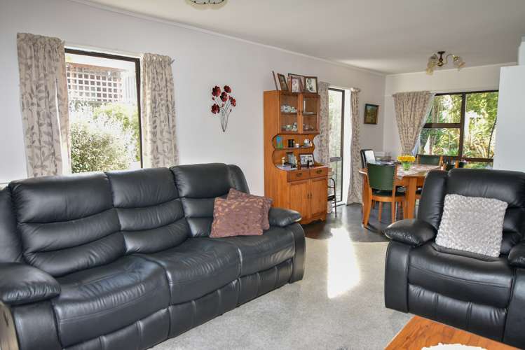 25 Lincoln Road Carterton_7