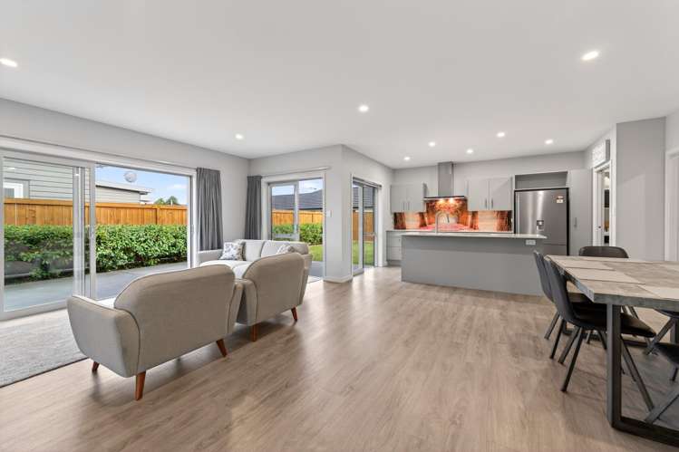 3 Magnolia Lane Kelvin Grove_12