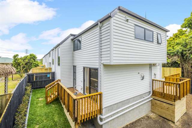 6/24 Laureston Avenue Papatoetoe_1