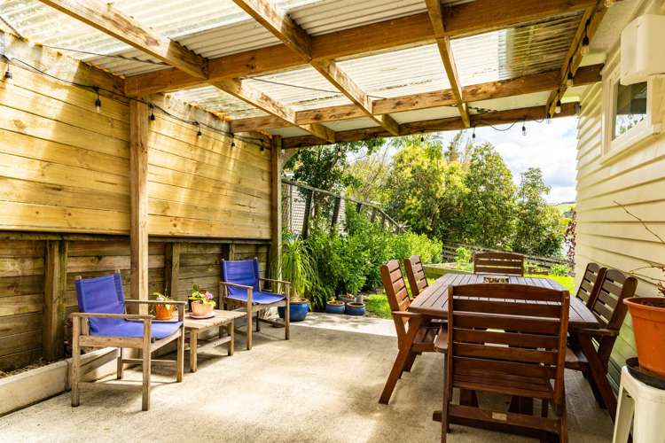 13 View Street Maungaturoto_18