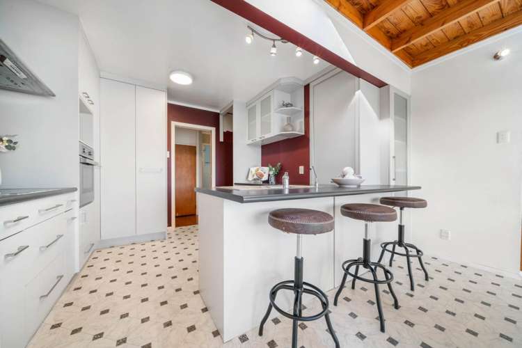 340 Beach Road Mairangi Bay_13