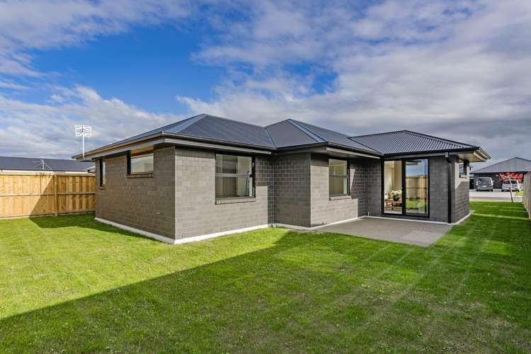 24 Cousins Street Woodend_15