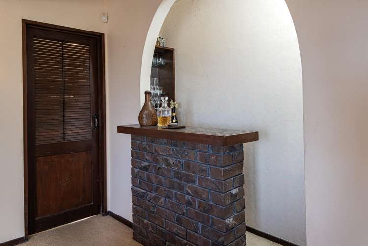 120 Memorial Drive Parahaki_21