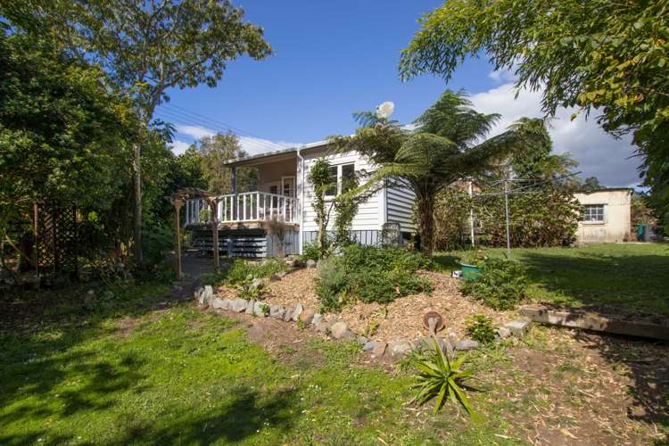 80 Victoria Street Waikino_13