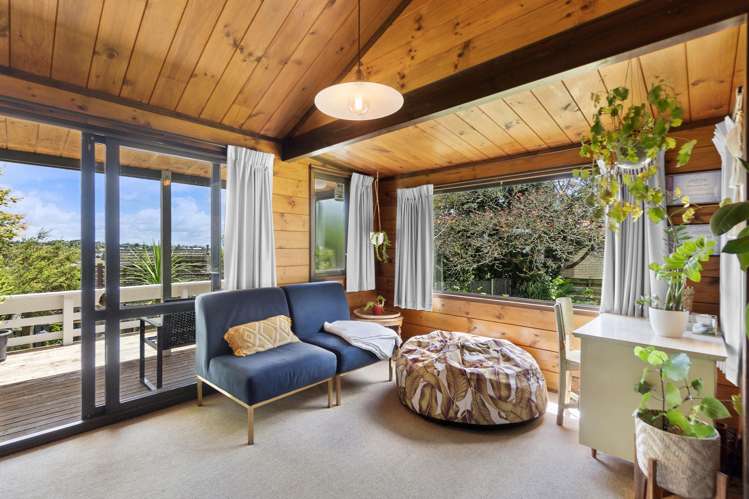 80 Poaka Avenue Dinsdale_3