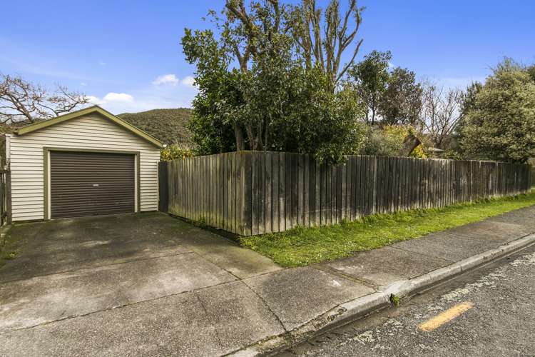23 Parenga Street Wainuiomata_19