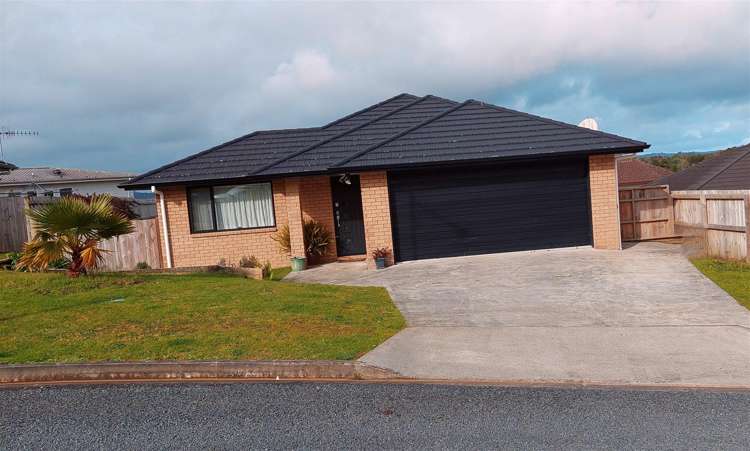 8 Muirfield Rise_0