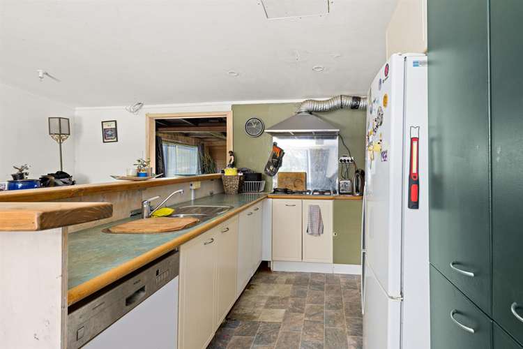 380 Kaipara Coast Highway Helensville_24