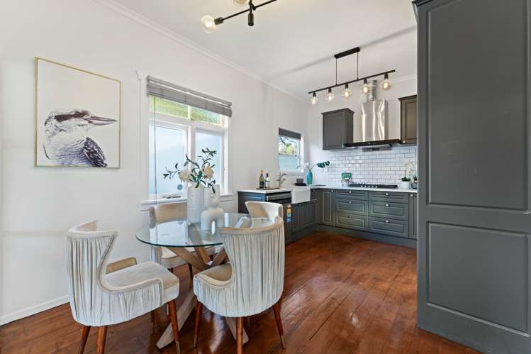 15 Chatham Avenue Mount Albert_14