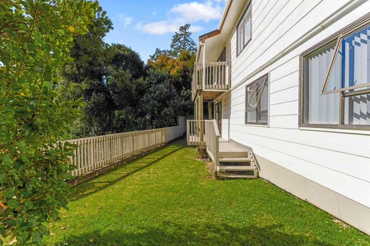 95B Fairclough Road Beach Haven_13