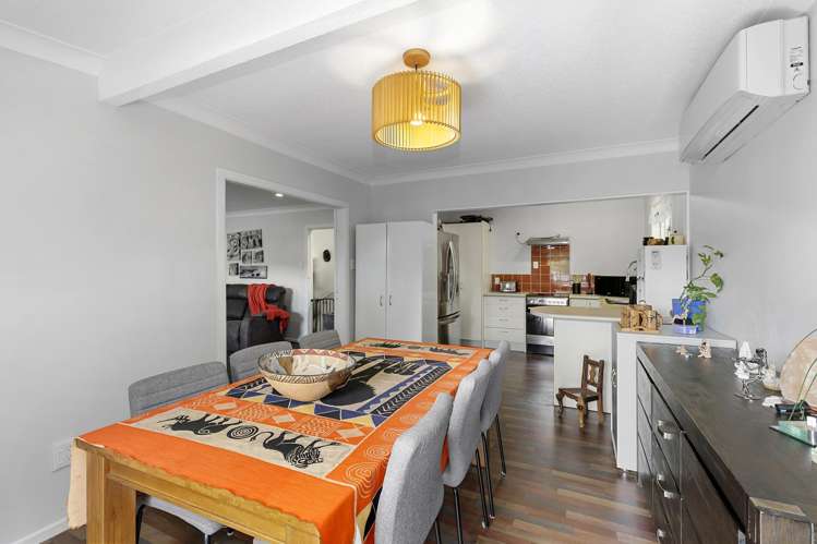 7 Zeala Grove Stokes Valley_7