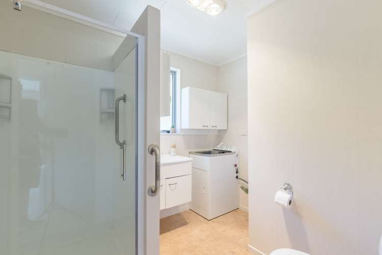 3 Rongomau Lane Raumati South_11